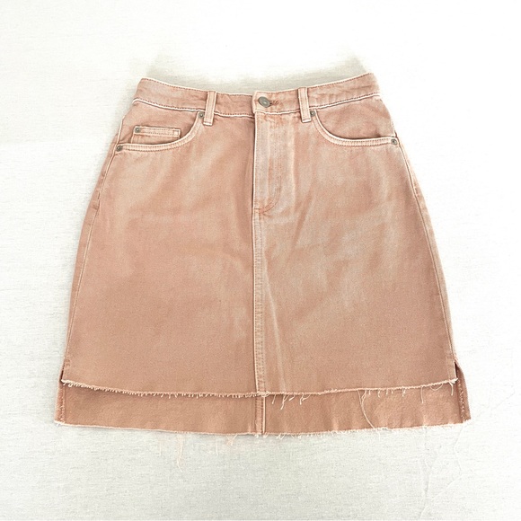 NWT H&M Light Pink Denim Skirt - Picture 3 of 7